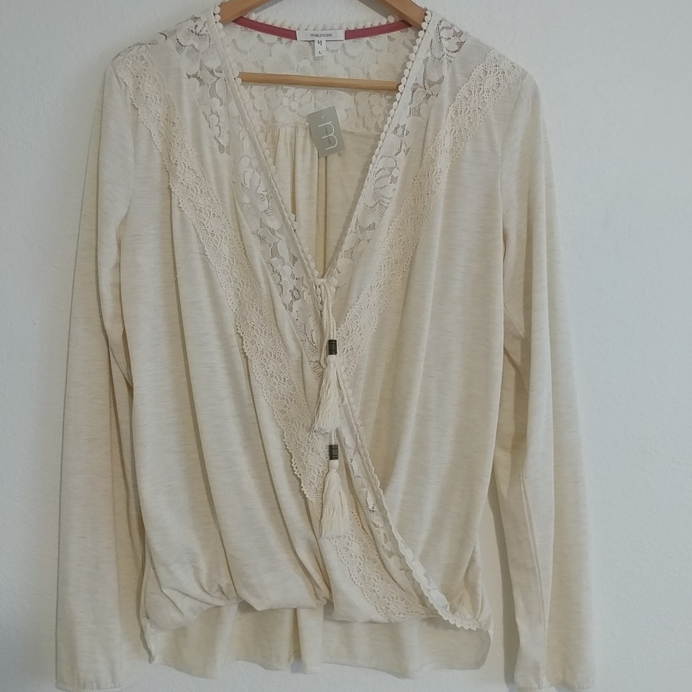 Cross front top lace crochet tassel tie deep v - Picture 3 of 7